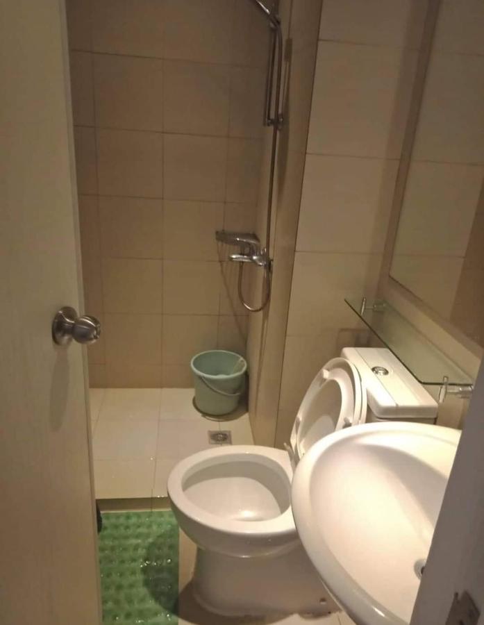 Room At Sm Bicutan マニラ市 エクステリア 写真